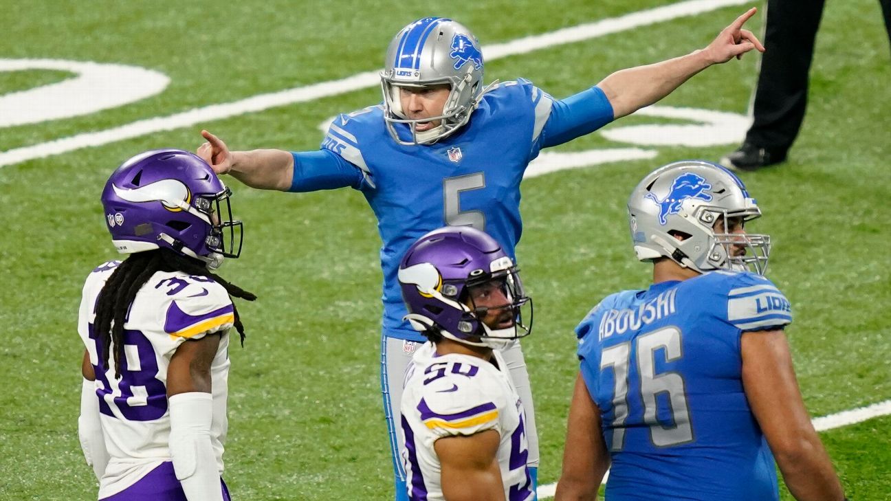 August 17, 2019: Detroit Lions kicker Matt Prater (5) prior to an