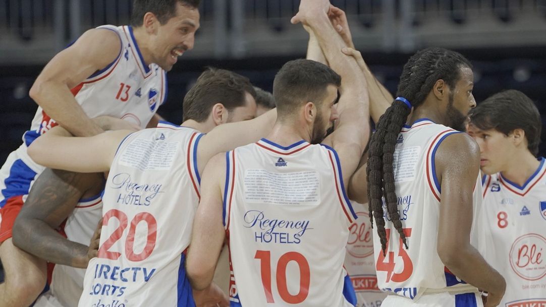 Salto Uruguay Fútbol Club – Federacion Uruguaya de Basketball