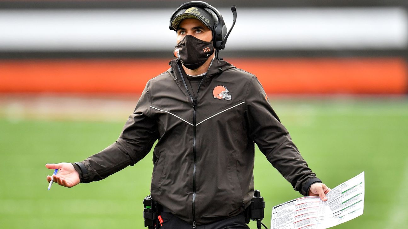 Cleveland Browns FaceTime Kevin Stefanski during playoff celebration