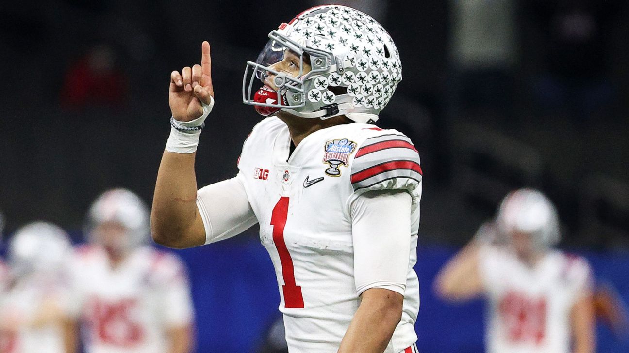 How Ohio State quarterback Justin Fields got away from