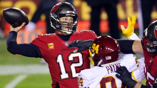 Buccaneers' Tom Brady sends jersey to Washington's Chase Young
