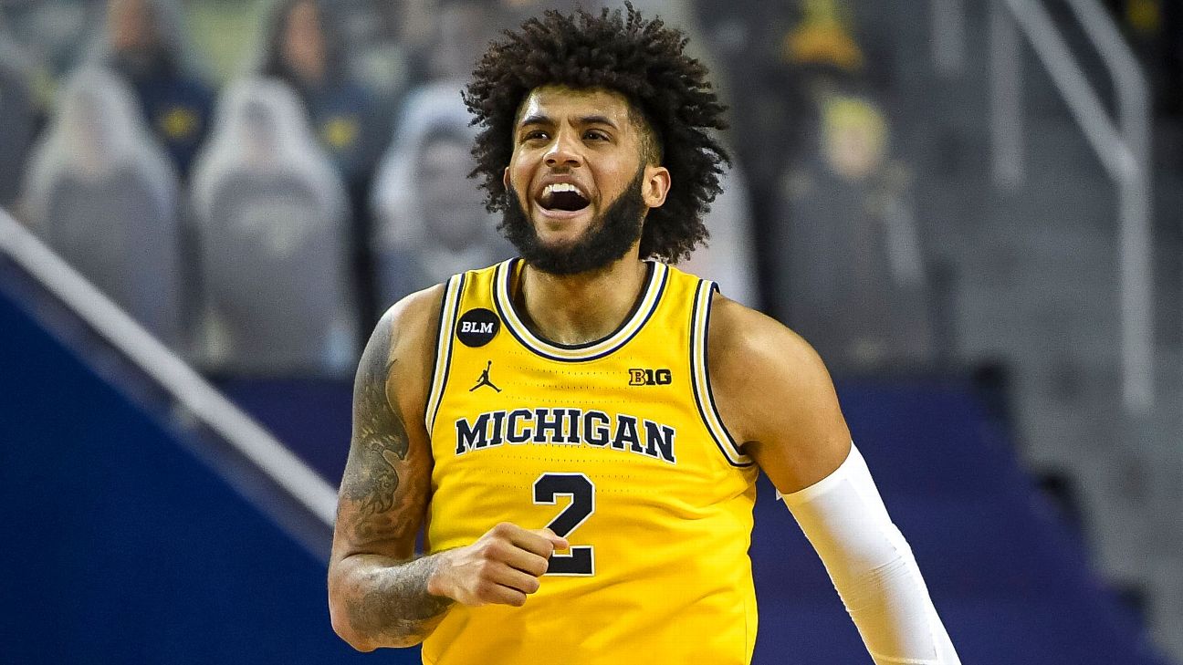 Michigan's Isaiah Livers out six months after foot surgery 