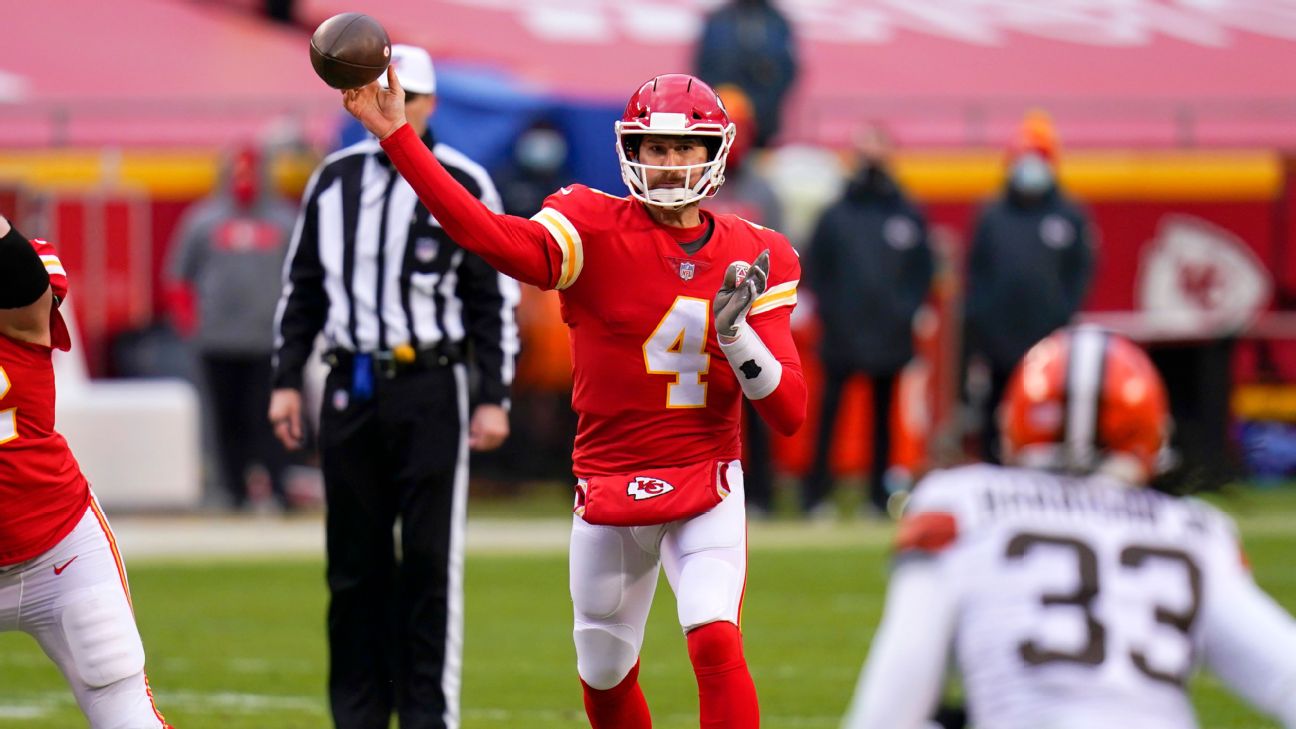 Chiefs bounce back to take down Bucs in primetime