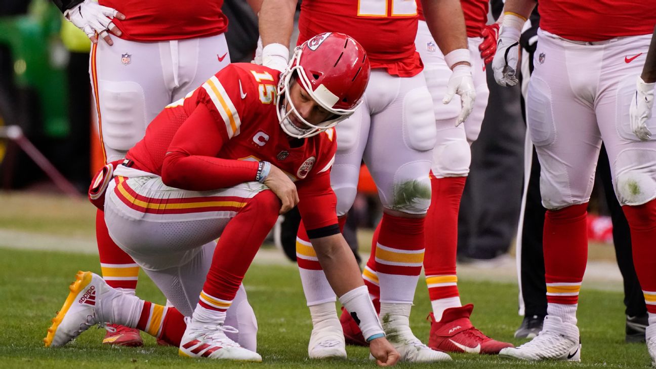 Patrick Mahomes II player props odds, tips and betting trends for Week 6, Chiefs vs. Bills
