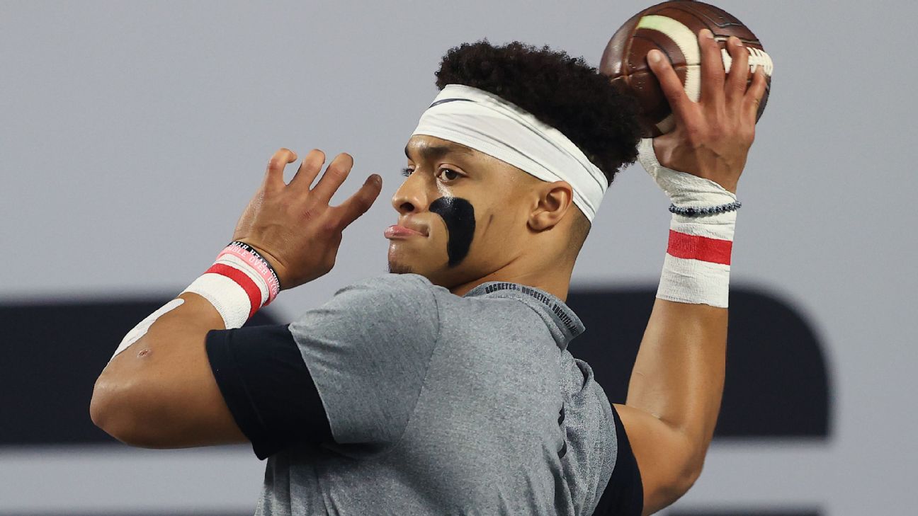 Justin Fields, de Ohio State, se declara para el draft de la NFL