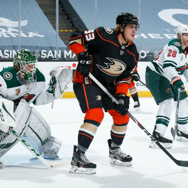 Ducks re-sign young trio Comtois, Mahura, Jones