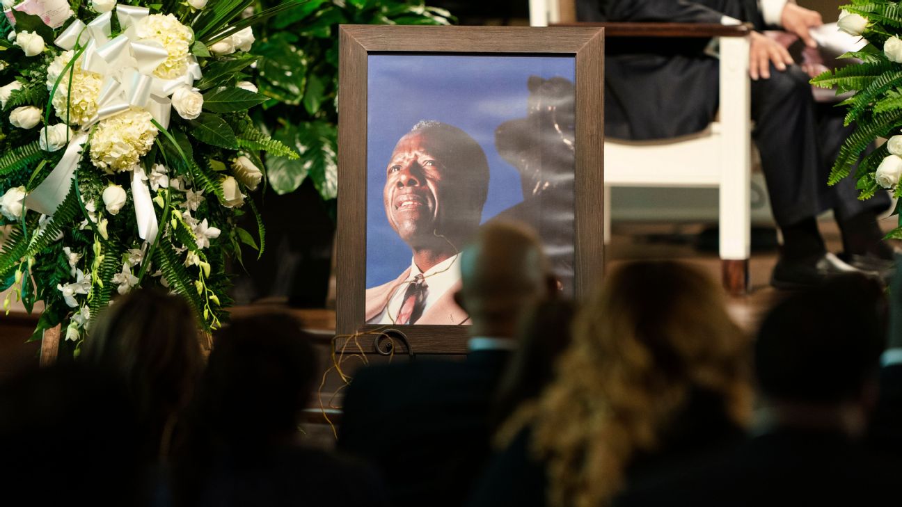 Hank Aaron memorial service details