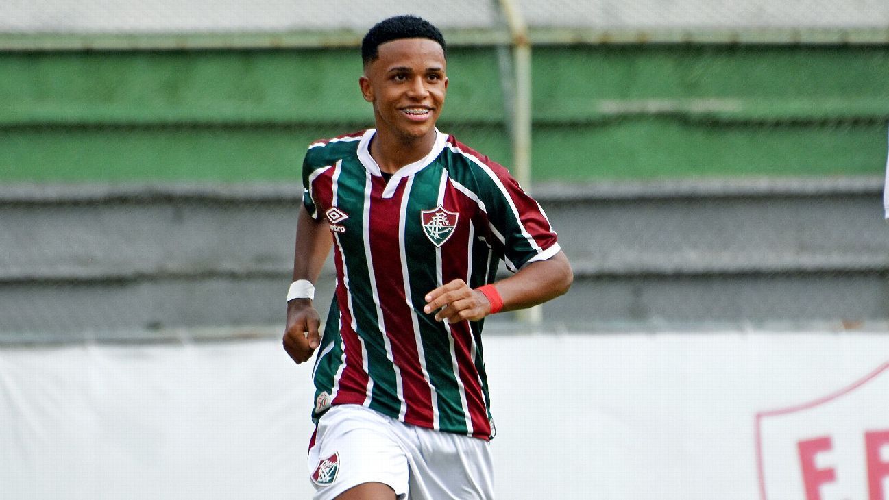 Imperador Gt: O Jovem Prodígio do Trap que Está Abalando a Baixada  Fluminense - Canal RapRJ