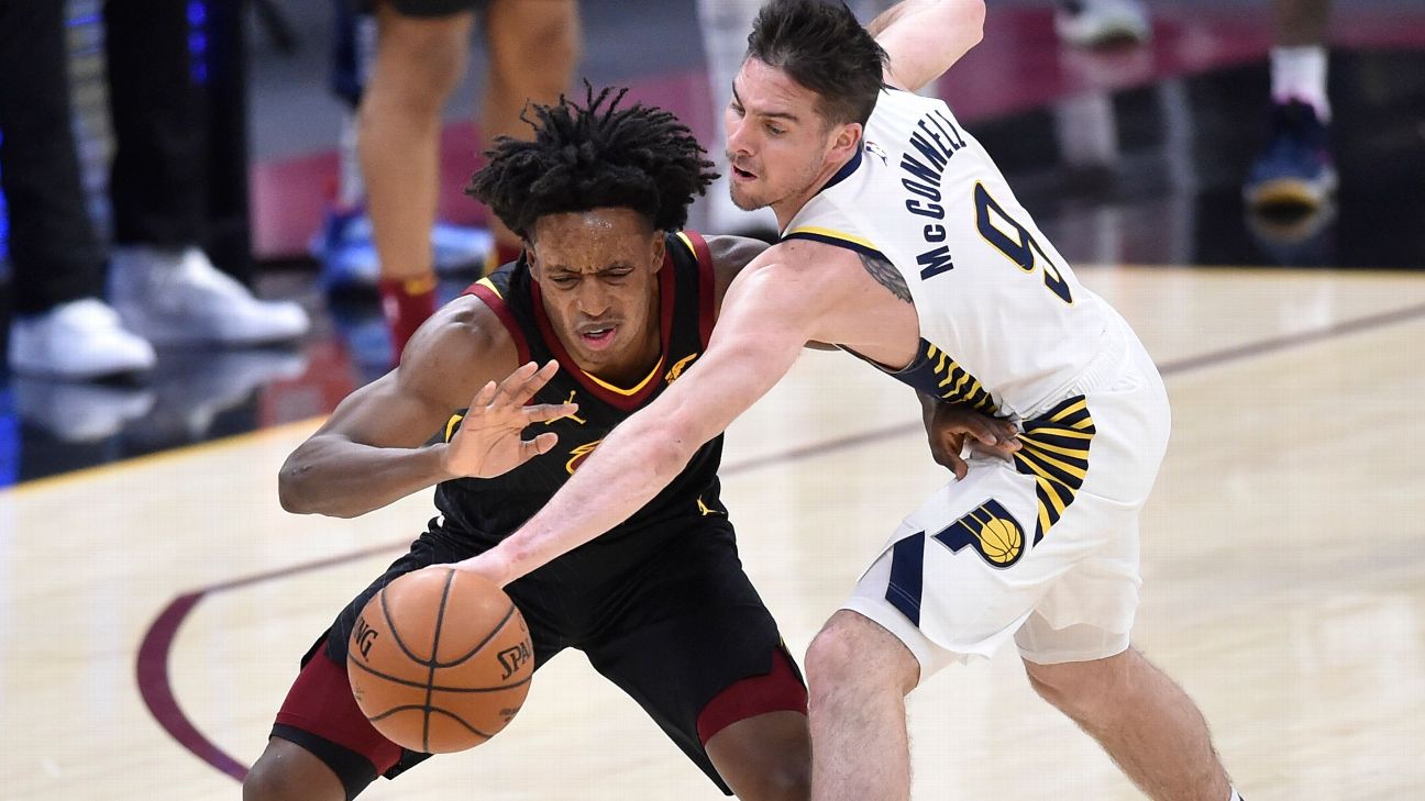 Mookie Blaylock of the New Jersey Nets dribbles up court during a