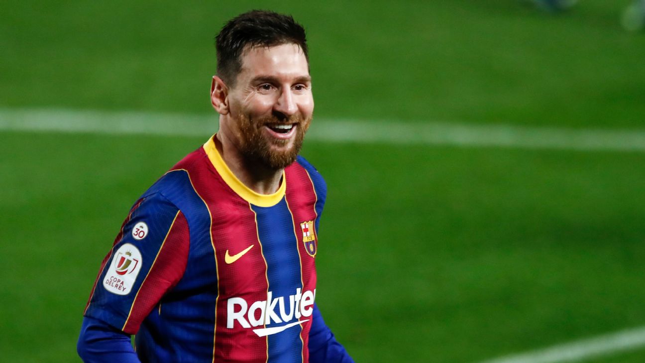 Messi considering shock Barcelona return