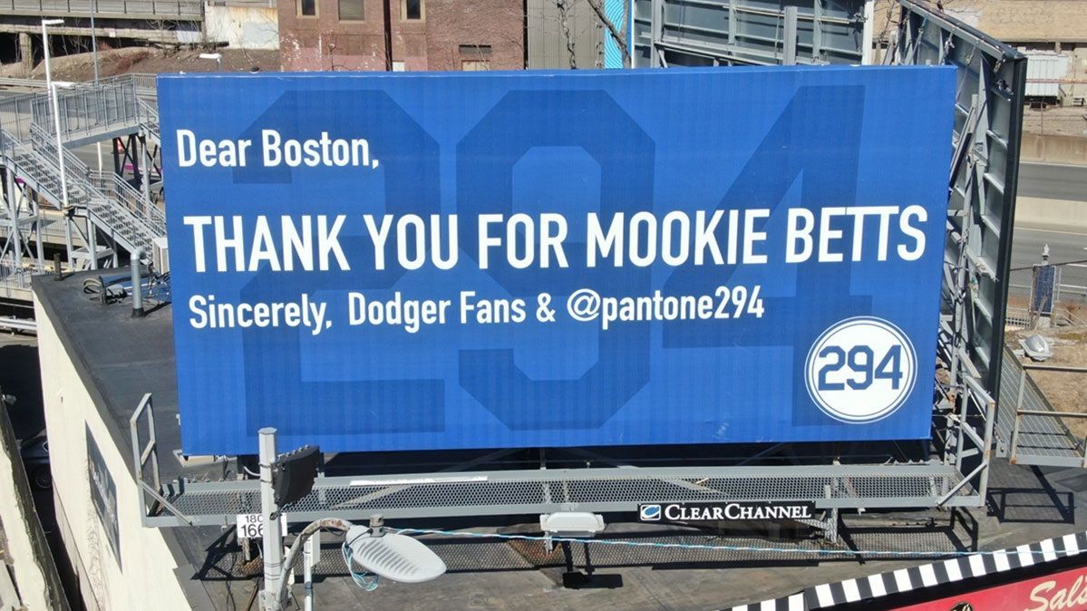 Los Angeles Dodgers fans buy sign at Fenway Park thanking Boston