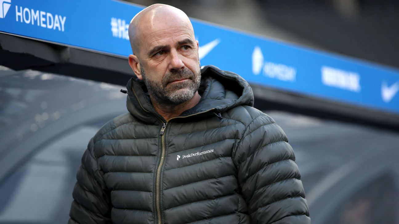 Bosz out at Leverkusen after Bundesliga collapse