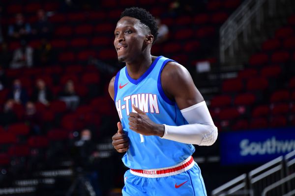 Source: Oladipo to stay with Heat on 1-year deal