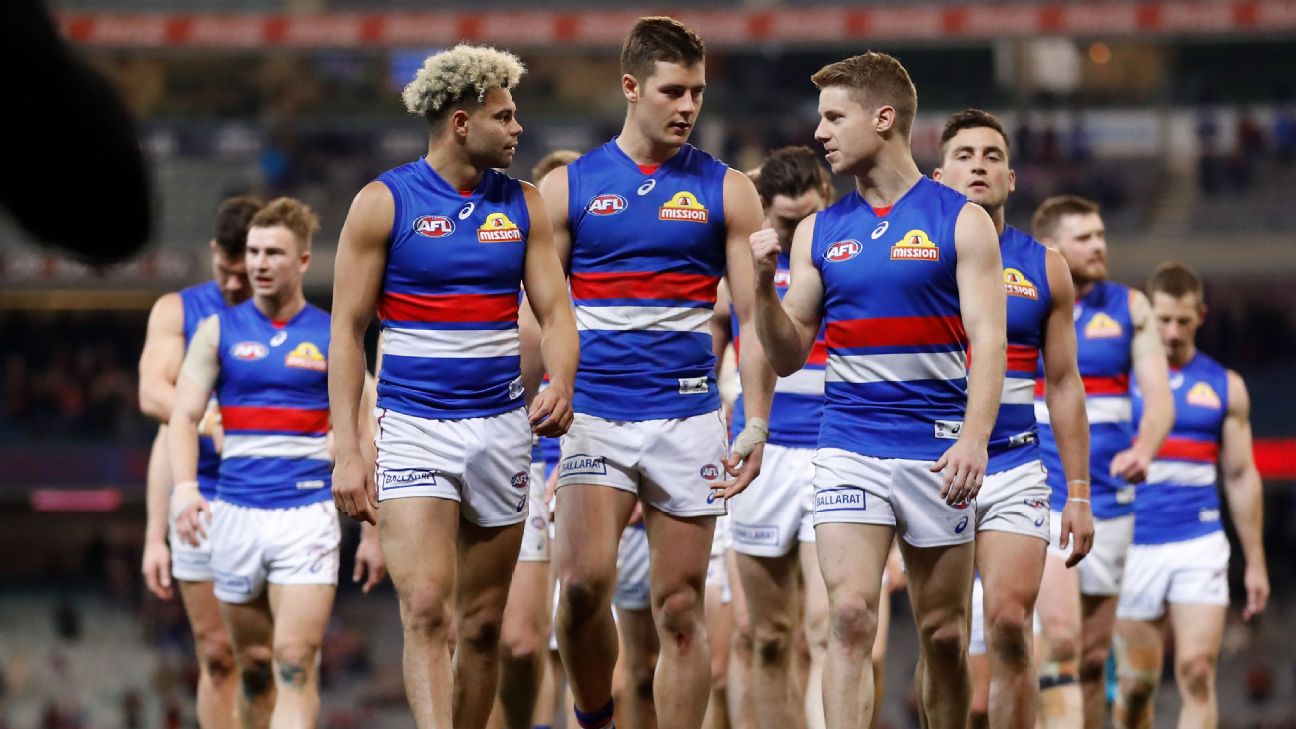 Afl Josh Dunkley Western Bulldogs I Hit Rock Bottom After Fan Told Me To Jump Off West Gate Bridge After Sydney Swans Loss In 2018