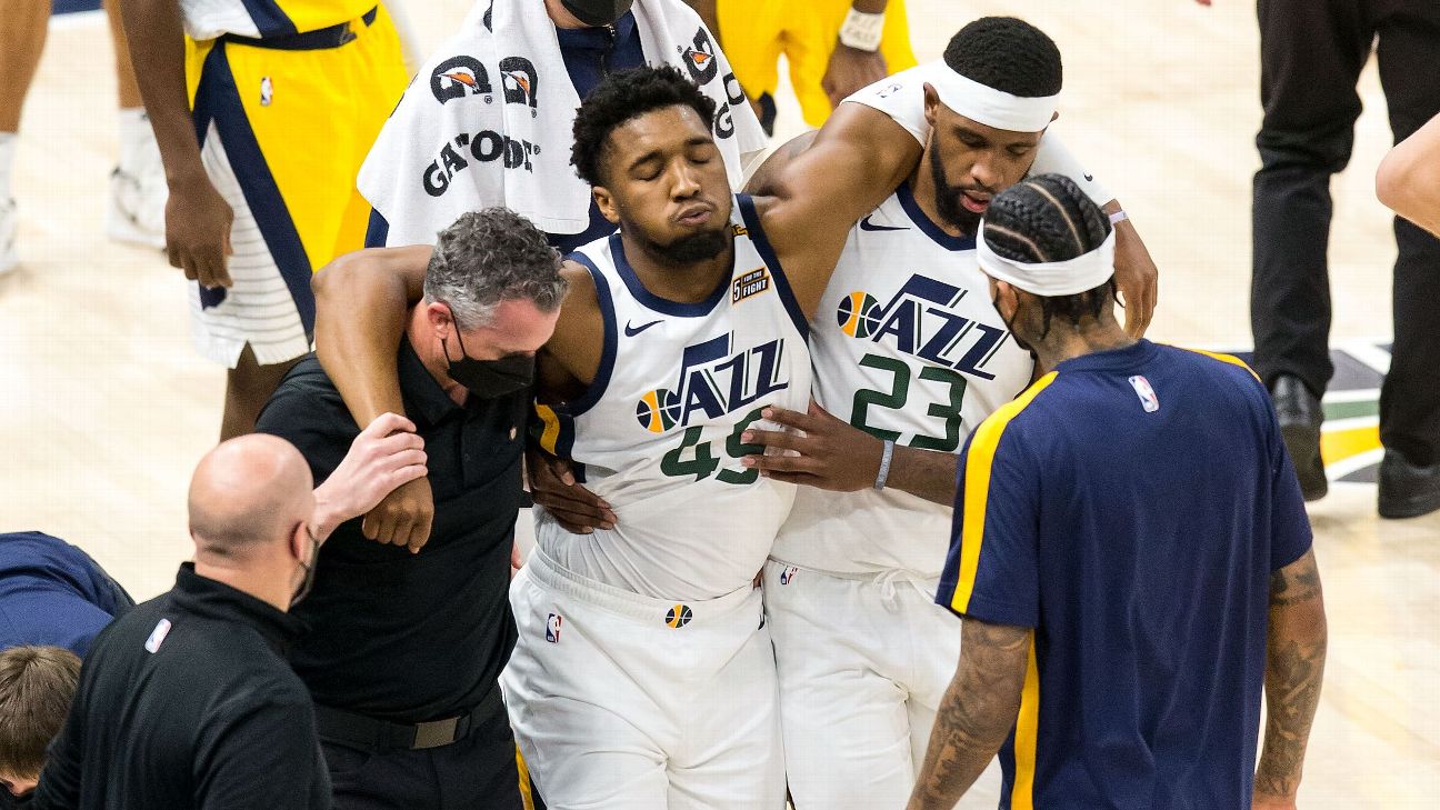 Utah Jazz star Donovan Mitchell exits game with ankle injury; X-rays  negative, sources say - ESPN