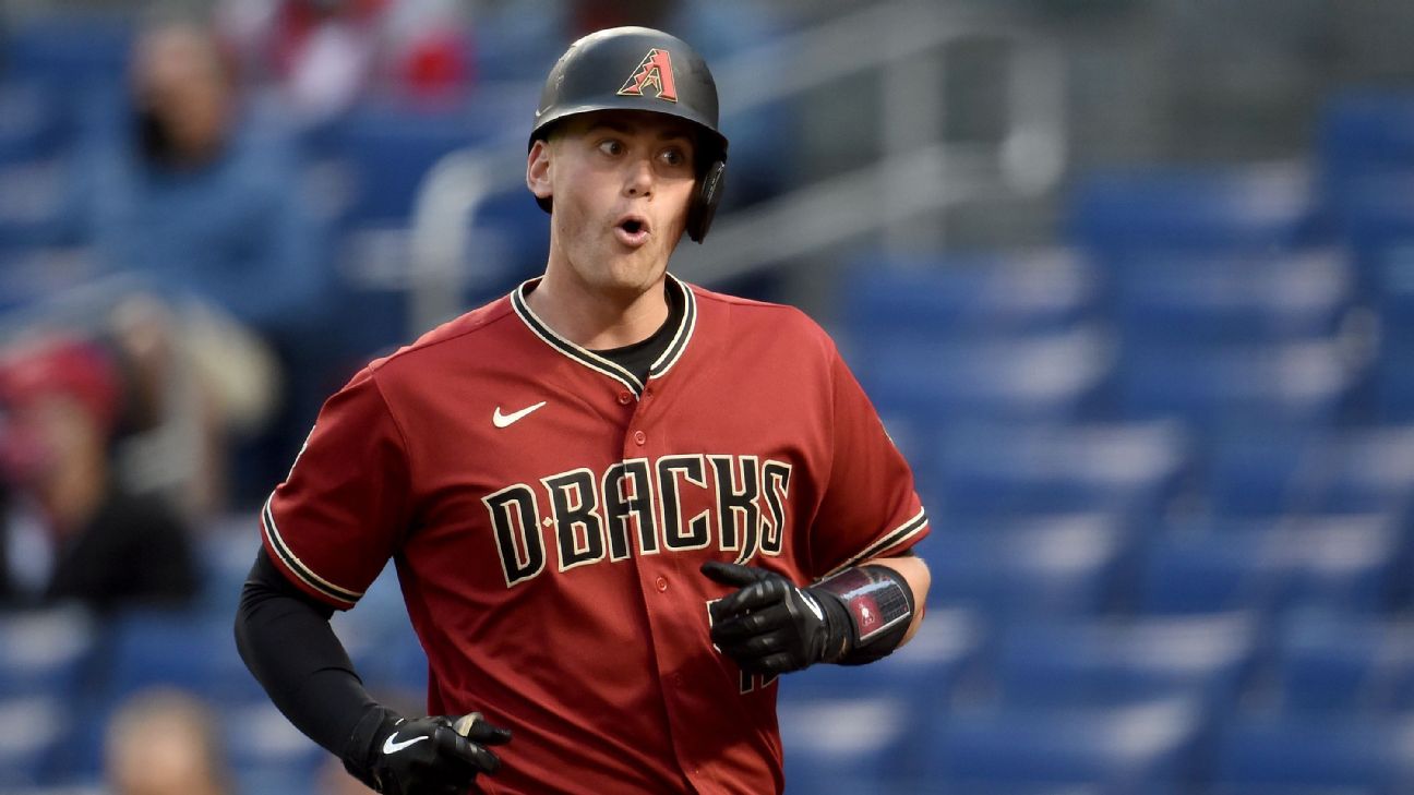 D-backs reinstate Carson Kelly, Joe Mantiply, Kyle Lewis from IL