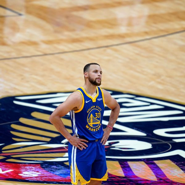 Curry cools after lights fail as Pels take advantage