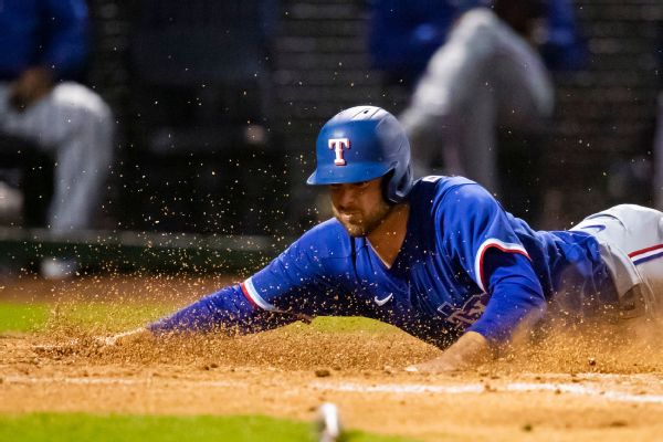 Angels add catching depth, get Butera from Texas