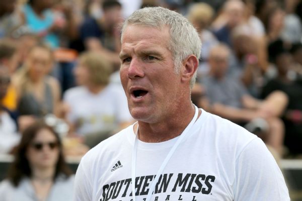 Favre’s defamation suit against Sharpe dismissed