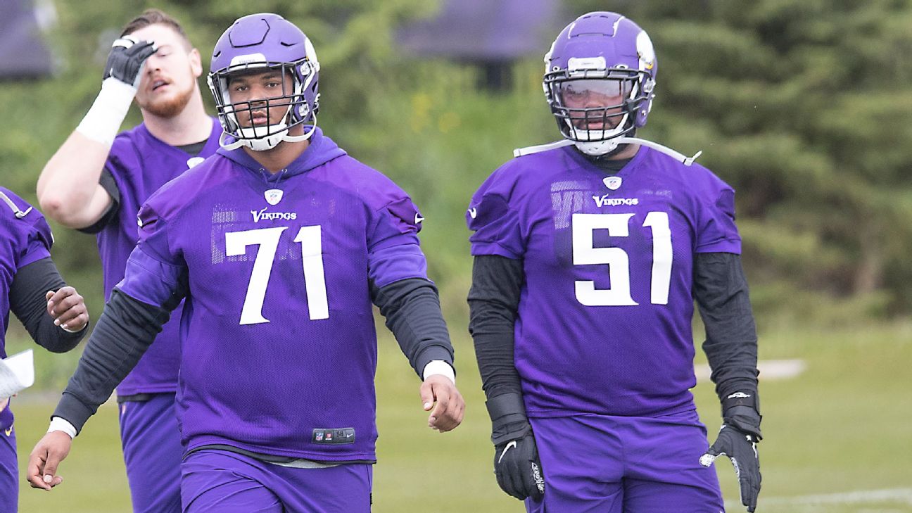 Former Lions tackle Riley Reiff has been big piece of Vikings' improvement