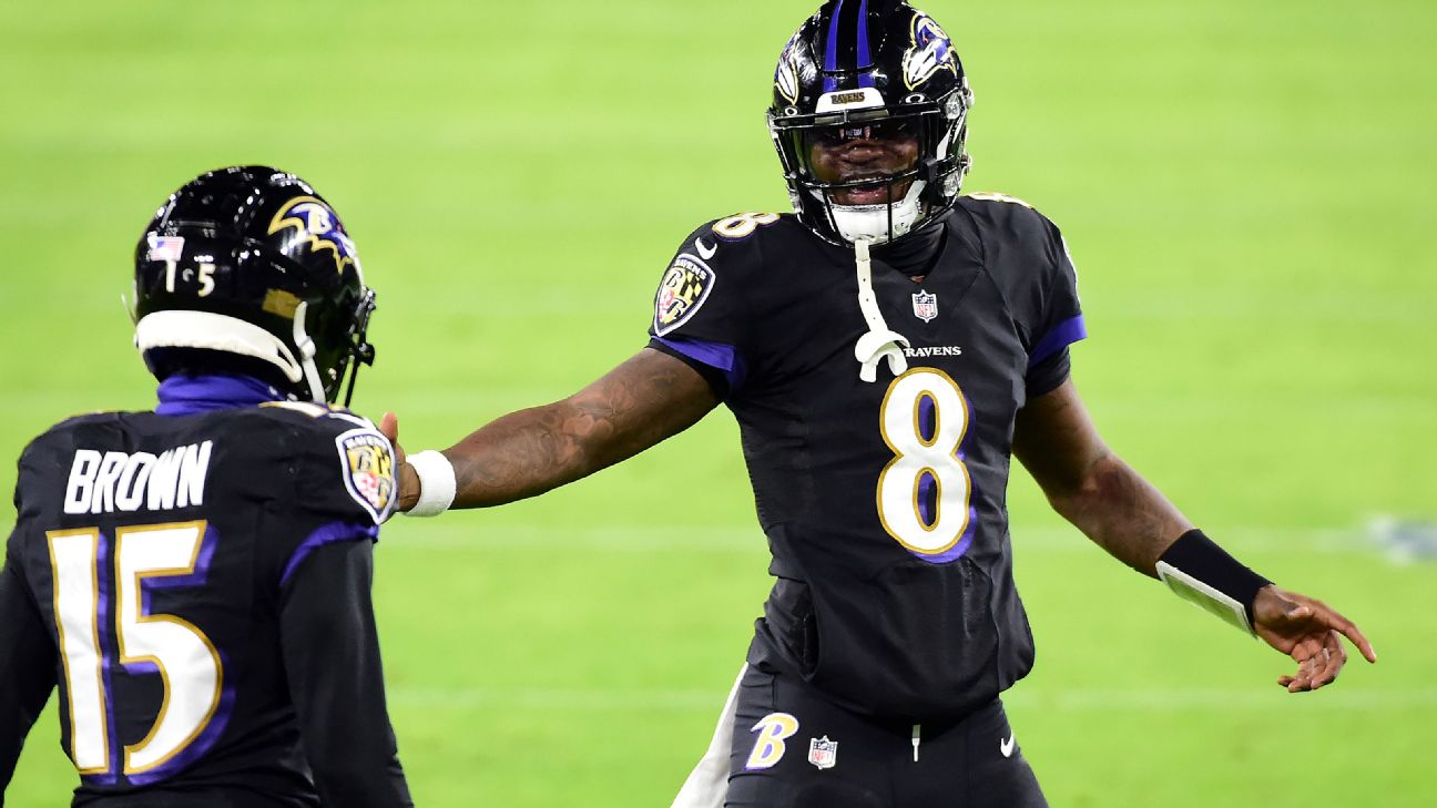 NFL playoffs 2021: Ravens' Lamar Jackson (concussion) knocked out of  divisional round vs. Bills