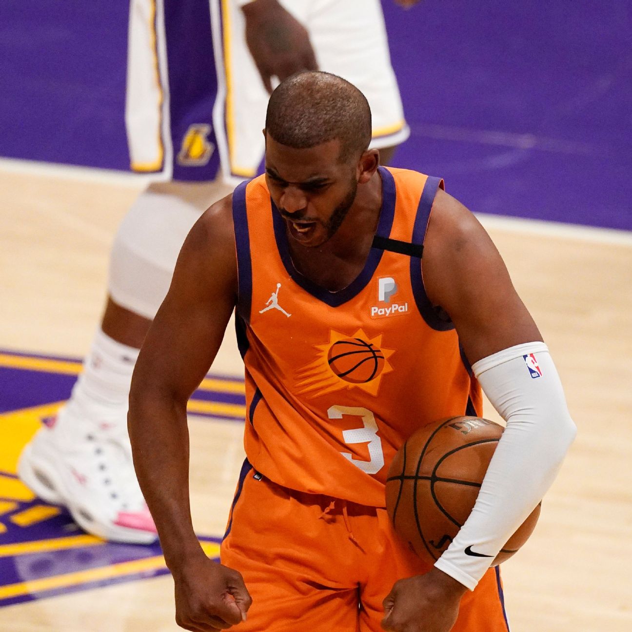 Chris Paul Talks Monty Williams Out Of Sitting Him For Game 4 Responds With 18 Points In Suns Victory