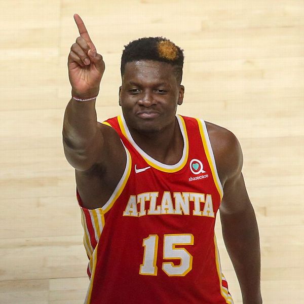 Capela out 1-2 weeks as Hawks' injury woes grow