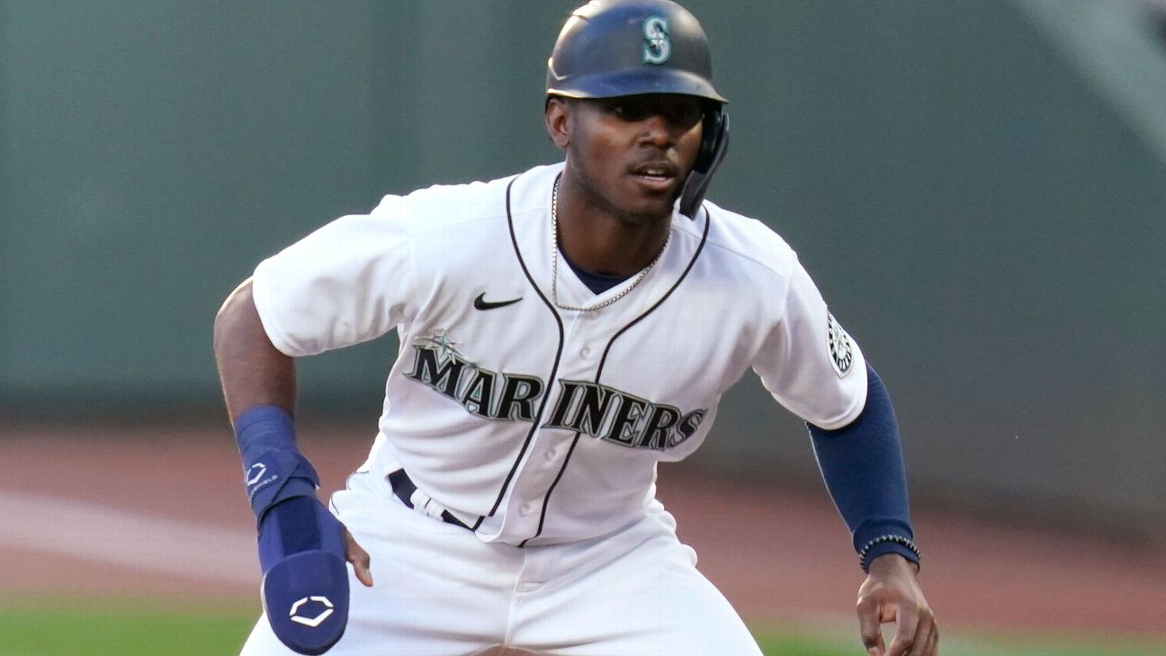 With Oakland Athletics in town, Seattle Mariners send Kyle Lewis to IL