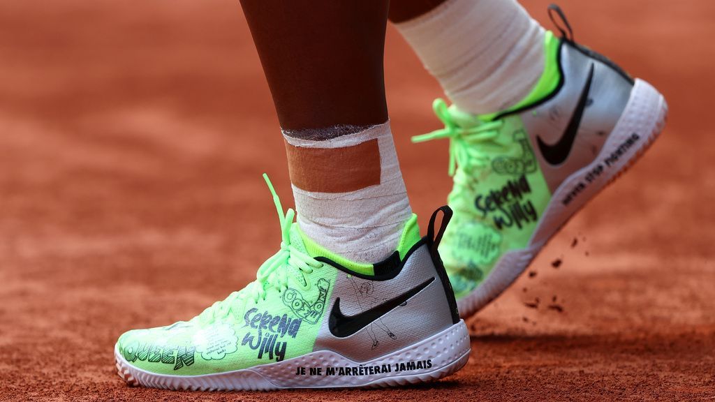 Pompeii Doornen Maakte zich klaar Serena Williams debuts custom French Open sneakers