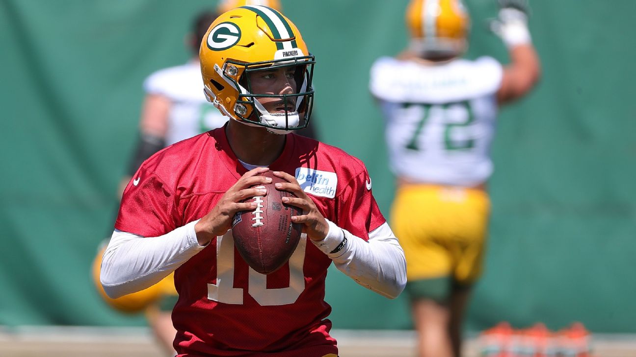 Green Bay Packers practice for LA Rams game on Clarke Hinkle Field