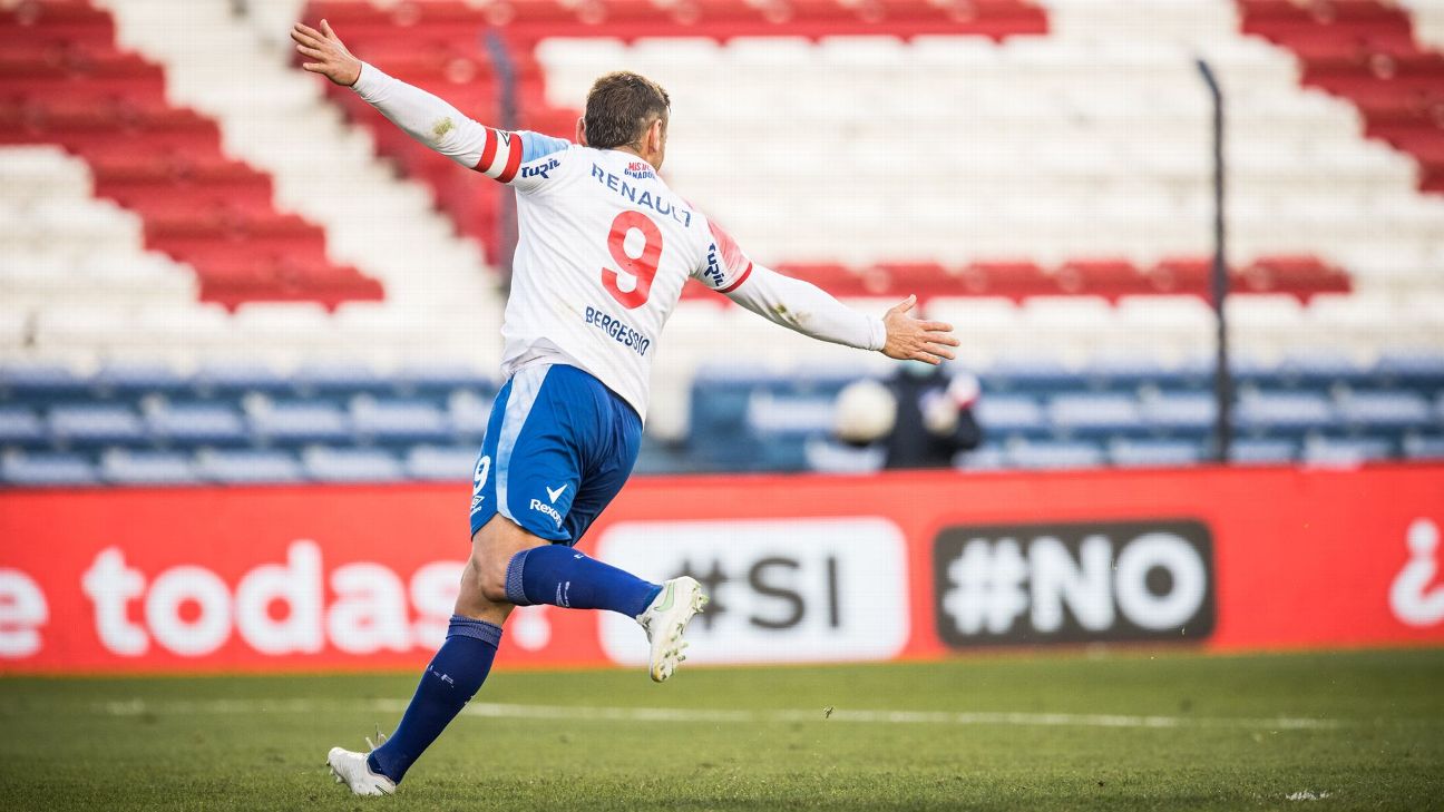 Nacional goleó 3-0 Wanderers con triplete de Gonzalo Bergessio por el  Campeonato Uruguayo, Deportes