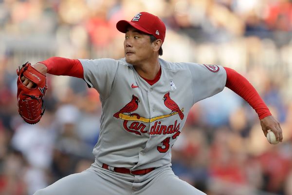 Ex-Cards P Kim signs record deal with KBO team