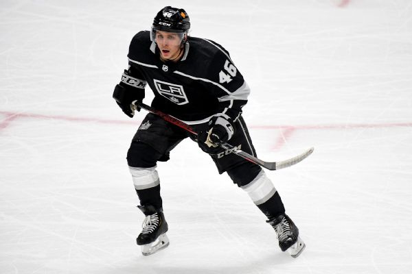 Kings re-sign C Lizotte to one-year extension