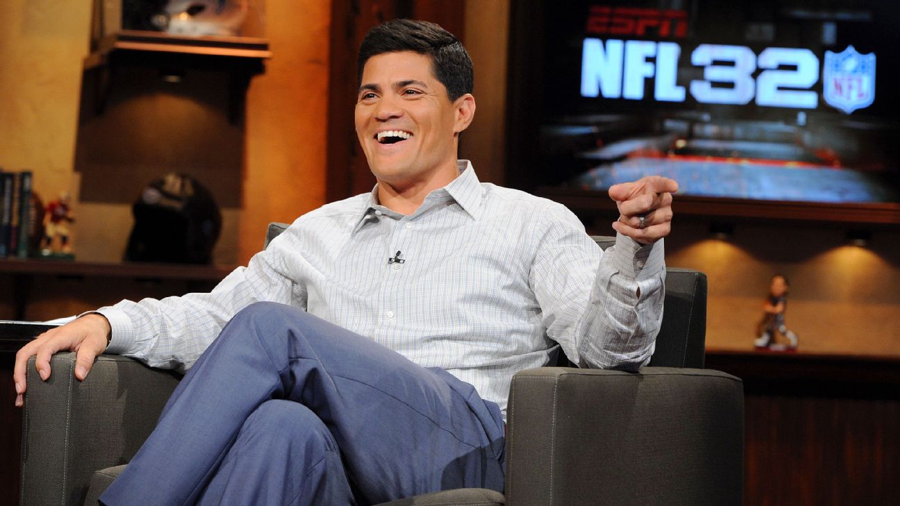 Former Patriots Star joining NBC's Sunday Night Football broadcast