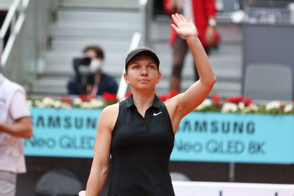 Halep won't play again in '22 after nose surgery