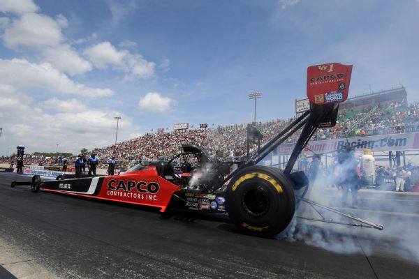 Torrence best in Top Fuel qualifying in Baytown