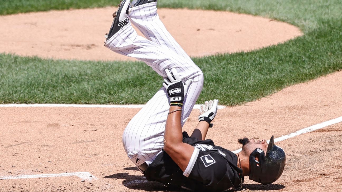 Jose Abreu exits game after being hit by pitch; X-rays negative