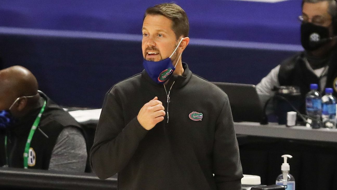 Florida Gators women's basketball coach Cam Newbauer resigns for 'personal  reasons'