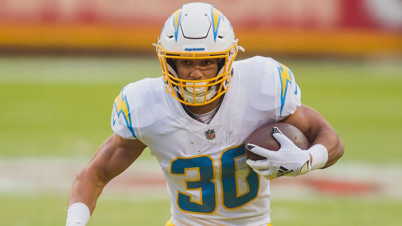 Austin Ekeler offers signed jerseys to fantasy football players