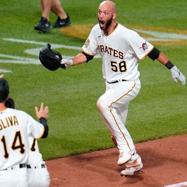 Stallings' slam completes Pirates' 'cool' comeback