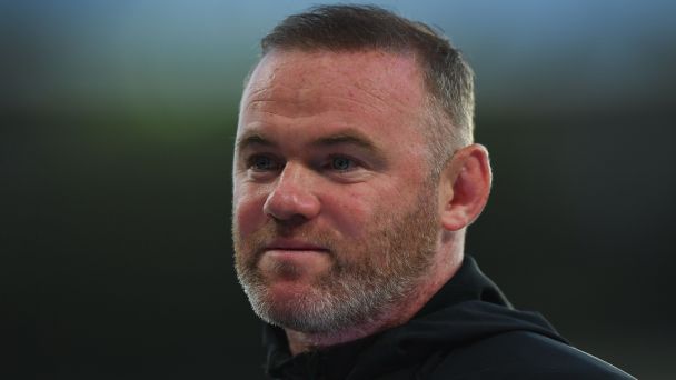 Rooney sorry over private party images