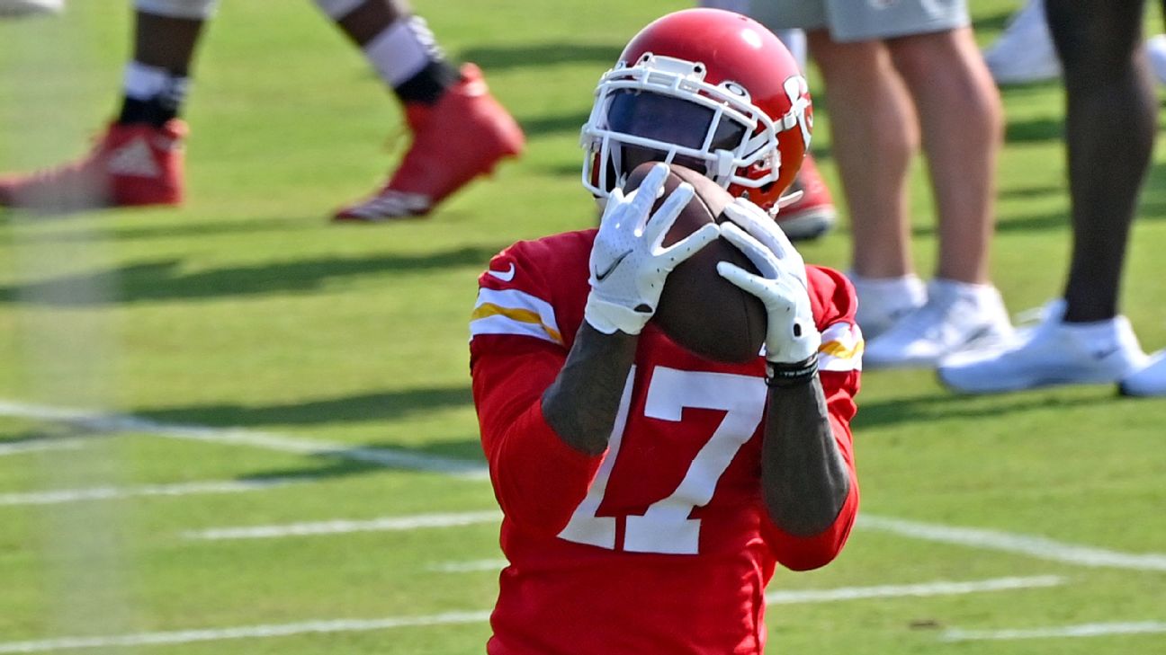 Chiefs' Eric Bieniemy expects Mecole Hardman, Byron Pringle to step up