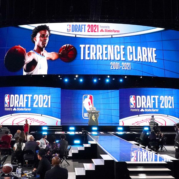 NBA selects late Kentucky guard Clarke with pick