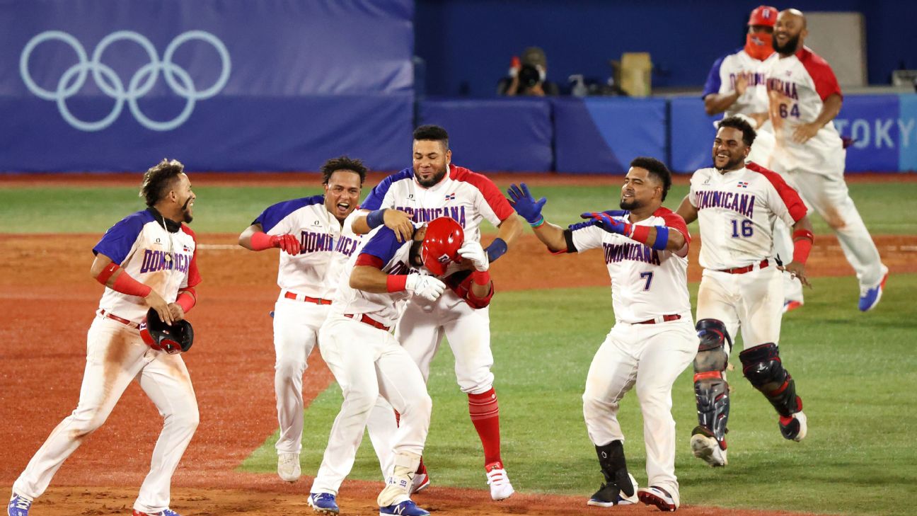 Julio Rodriguez's late RBI gives Dominican Republic win over