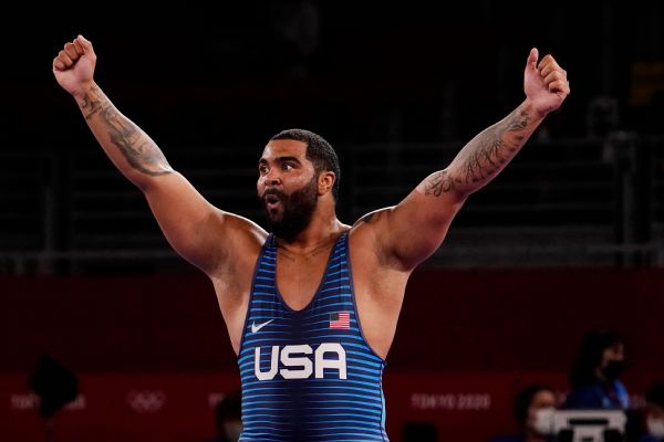 Olympic gold medal wrestler Gable Steveson signing with Bills
