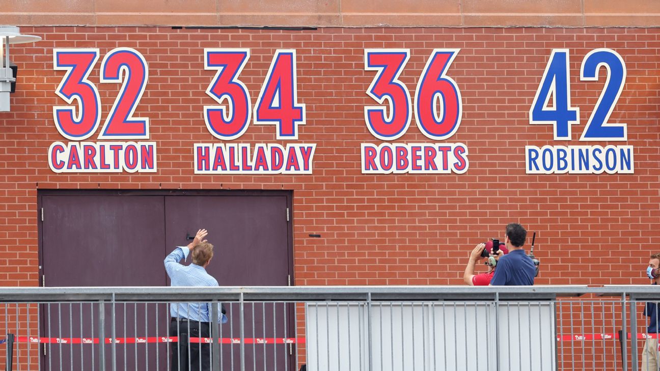 Roy Halladay, former Philadelphia Phillies pitcher, killed in plane crash -  6abc Philadelphia