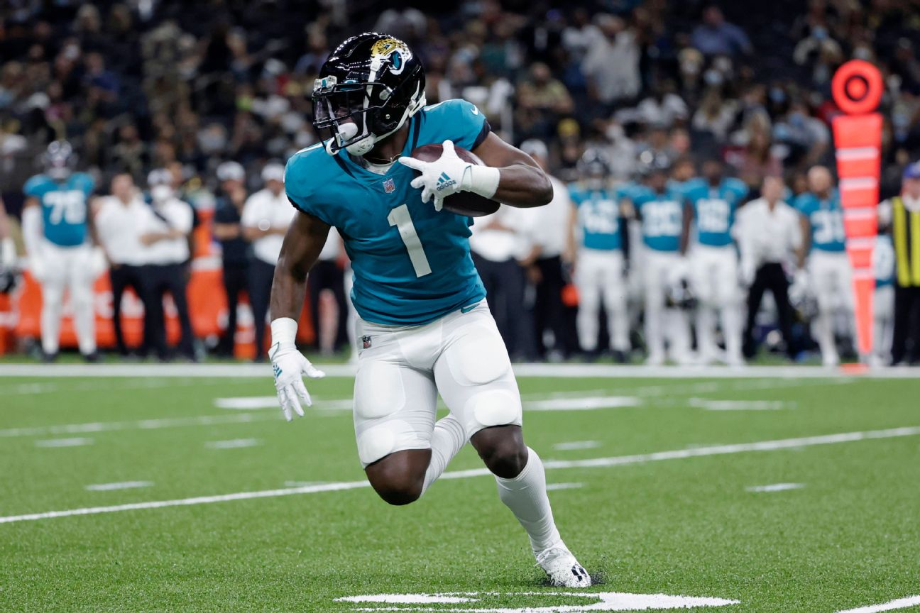 Source: Jaguars RB Etienne likely out for season