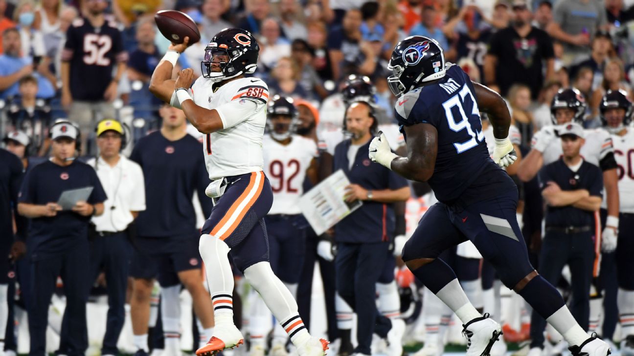 Chicago Bears QB Justin Fields wows with touchdown throw in final preseason  game - ABC7 Chicago