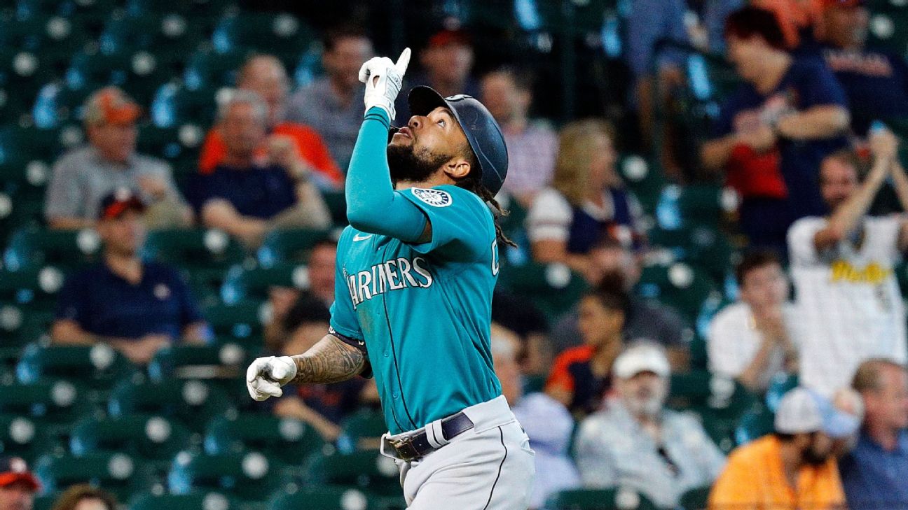 Seattle Mariners, SS J.P. Crawford reach five-year contract; sources say  deal worth $51M - ESPN