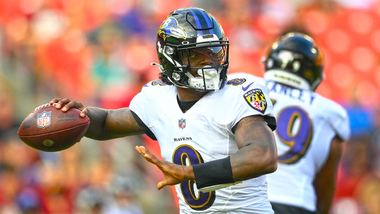 Lamar Jackson helps Ravens run past Cardinals 23-17